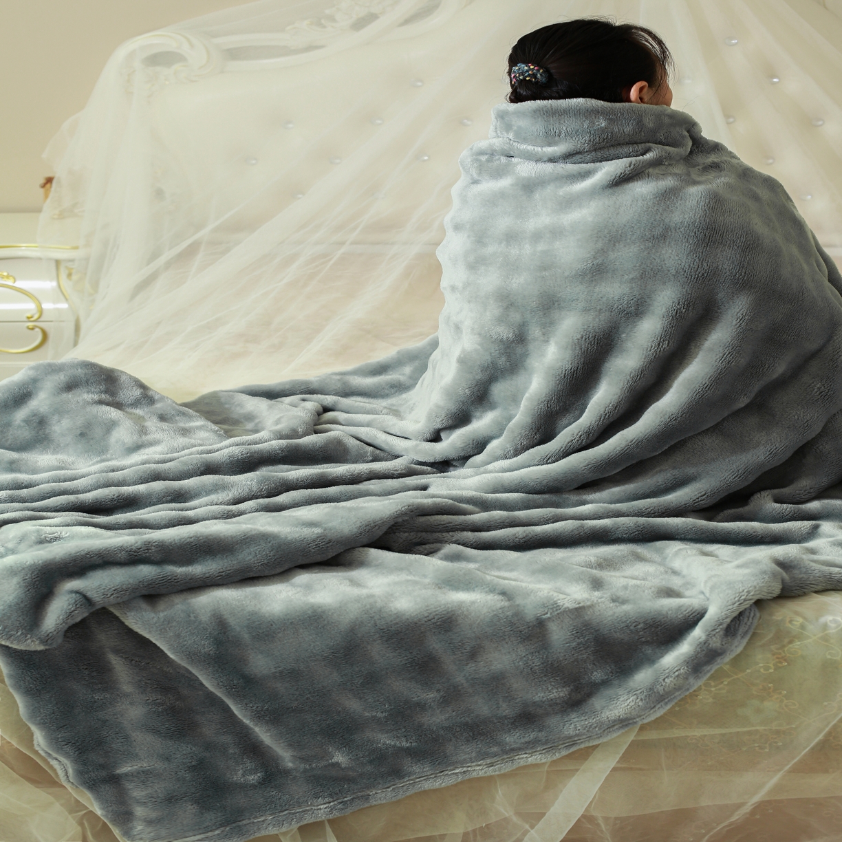 91家纺网 家纺一手货源 找家纺 喜歌2025新款泡泡绒毛毯 绿色