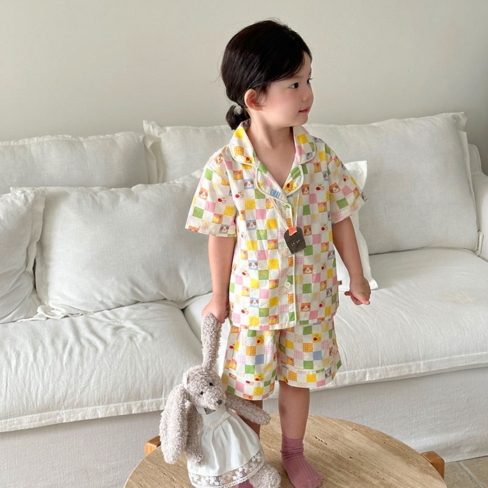 91家纺网 家纺一手货源 找家纺 （总）妍景家居生活馆 2025新款儿童翻领斜纹棉夏季短袖套装