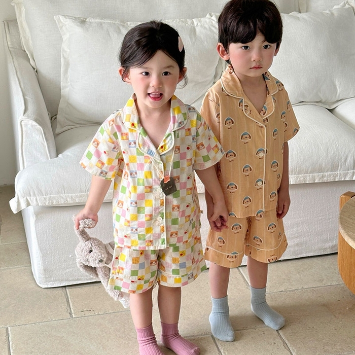 91家纺网 家纺一手货源 找家纺 （总）妍景家居生活馆 2025新款儿童翻领斜纹棉夏季短袖套装