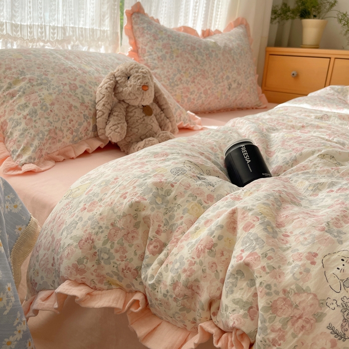 91家纺网 家纺一手货源 找家纺 繁花家居 2025新款木耳边水洗棉双层纱针织棉韩式花边四件套 碎花兔兔