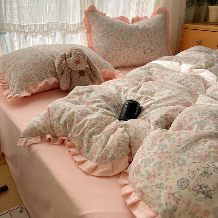 91家纺网 家纺一手货源 找家纺 繁花家居 2025新款木耳边水洗棉双层纱针织棉韩式花边四件套 碎花兔兔