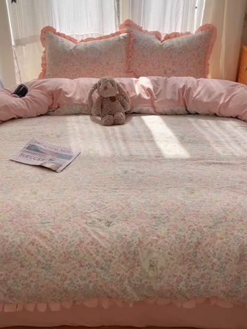 91家纺网 家纺一手货源 找家纺 繁花家居 2025新款木耳边水洗棉双层纱针织棉韩式花边四件套 碎花兔兔