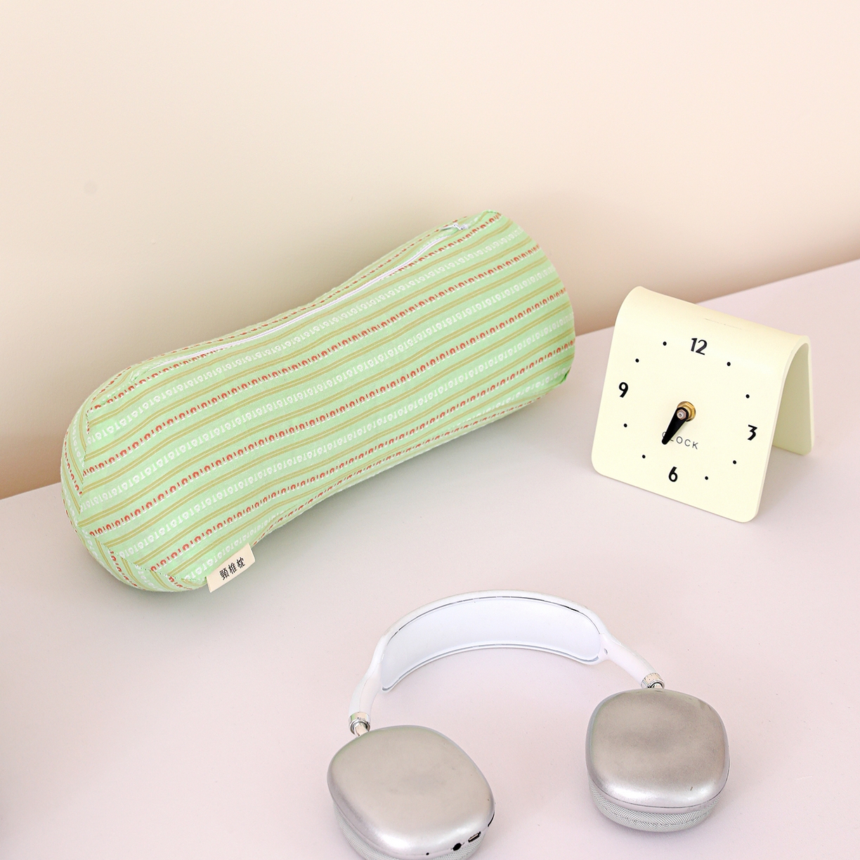 91家纺网 家纺一手货源 找家纺 卓昌枕芯 2025春夏新款全棉三角颈椎枕菱形荞麦枕枕头枕芯 绿色-全棉三角颈椎枕 45x15cm/只