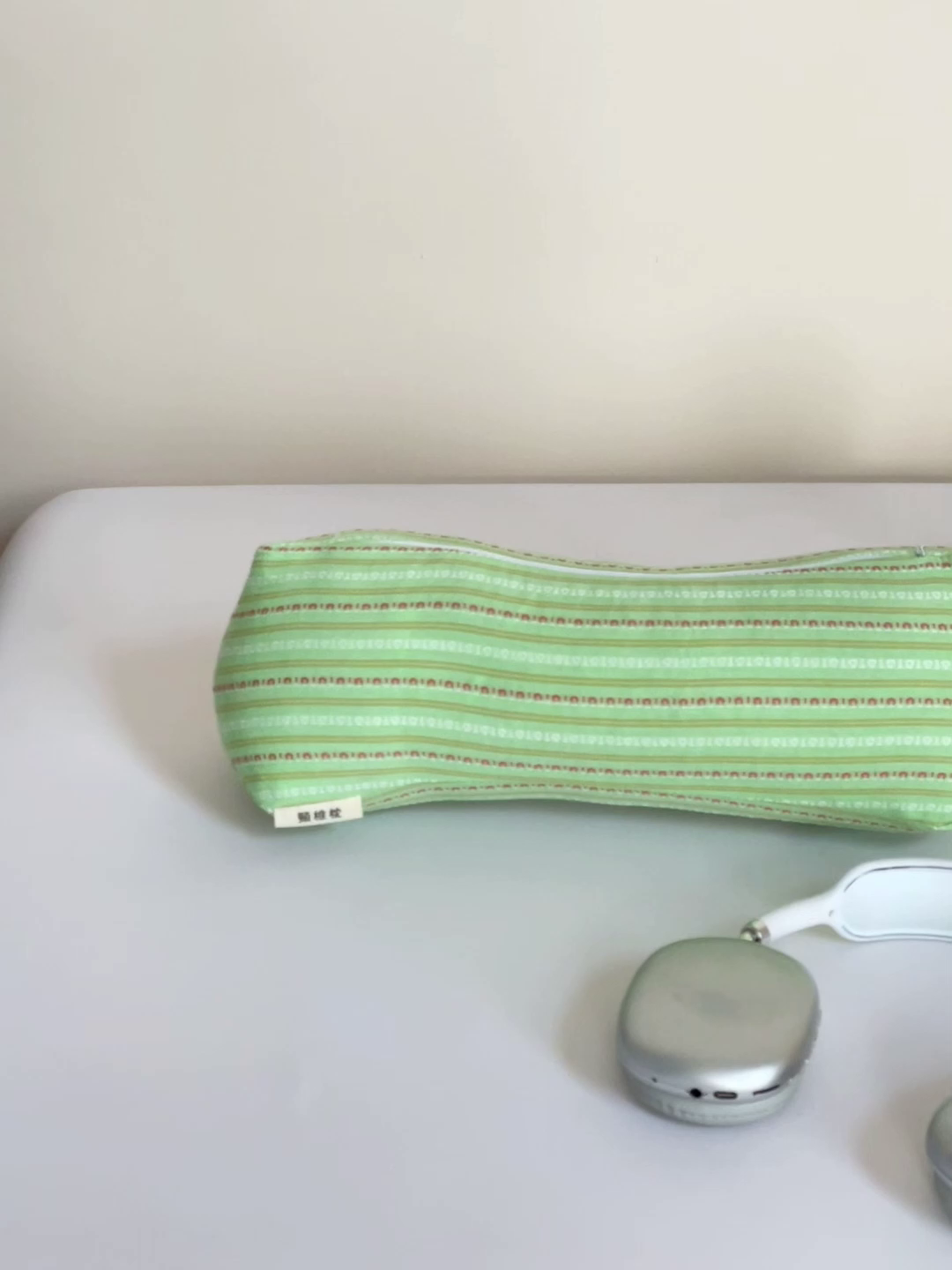 91家纺网 家纺一手货源 找家纺 卓昌枕芯 2025春夏新款全棉三角颈椎枕菱形荞麦枕枕头枕芯 绿色-全棉三角颈椎枕 45x15cm/只