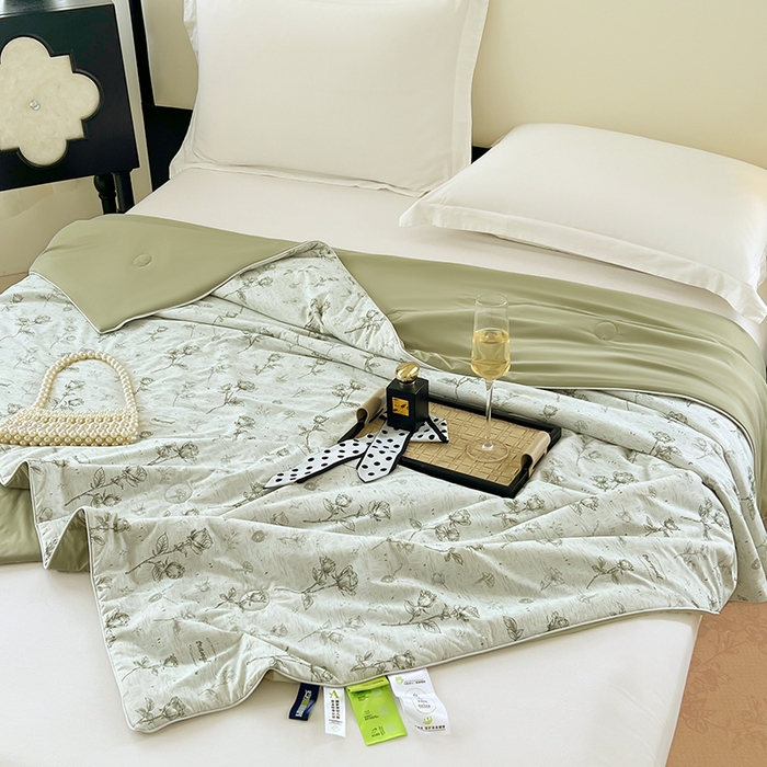 91家纺网 家纺一手货源 找家纺 2025年新款A类数码印花夏凉被 凉感丝锦氨夏被冰淇淋夏被空调被西瓜被双面凉感单夏被墨染