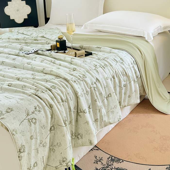 91家纺网 家纺一手货源 找家纺 2025年新款A类数码印花夏凉被 凉感丝锦氨夏被冰淇淋夏被空调被西瓜被双面凉感单夏被墨染