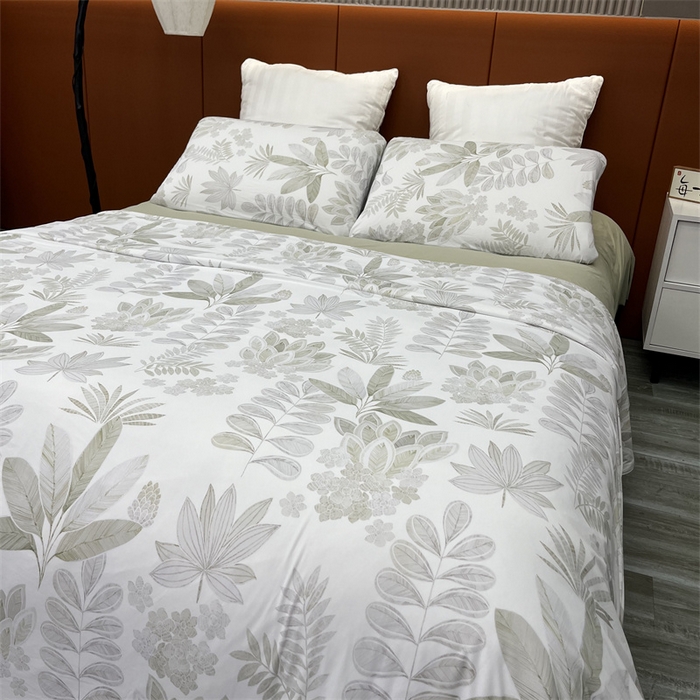 91家纺网 家纺一手货源 找家纺 2025年新款A类数码印花夏凉被 凉感丝锦氨夏被冰淇淋夏被空调被西瓜被双面凉感单夏被夜影