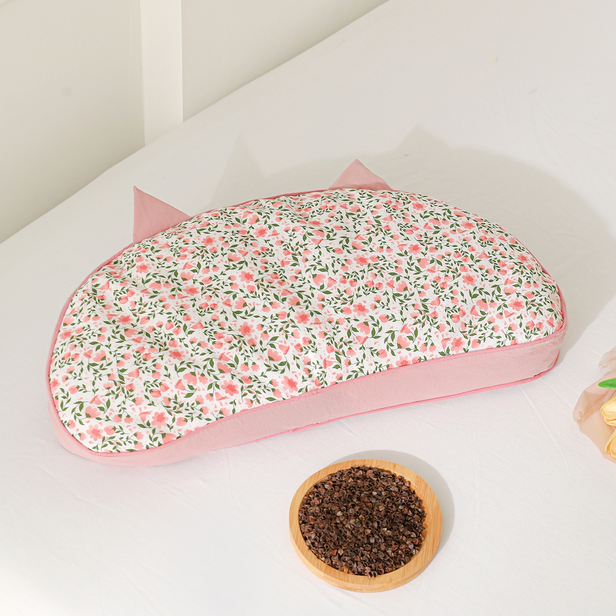 91家纺网 家纺一手货源 找家纺 卓昌枕芯 2025新款韩式全棉猫耳全荞麦壳可拆洗枕头 全棉猫耳枕-粉耳粉底 55x30cm枕套加苦荞壳内芯/对