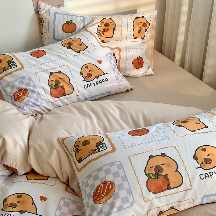 91家纺网 家纺一手货源 找家纺 徕米家居 2025新款全棉13372小圆网卡皮吧啦套件 快乐卡皮巴拉