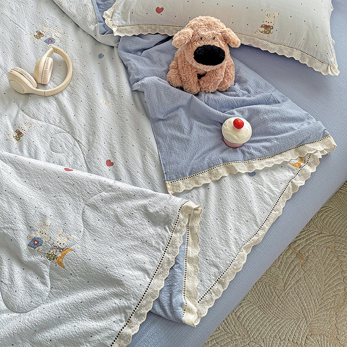 91家纺网 家纺一手货源 找家纺 2025新款云感皱皱纱全棉花边款夏被四件套