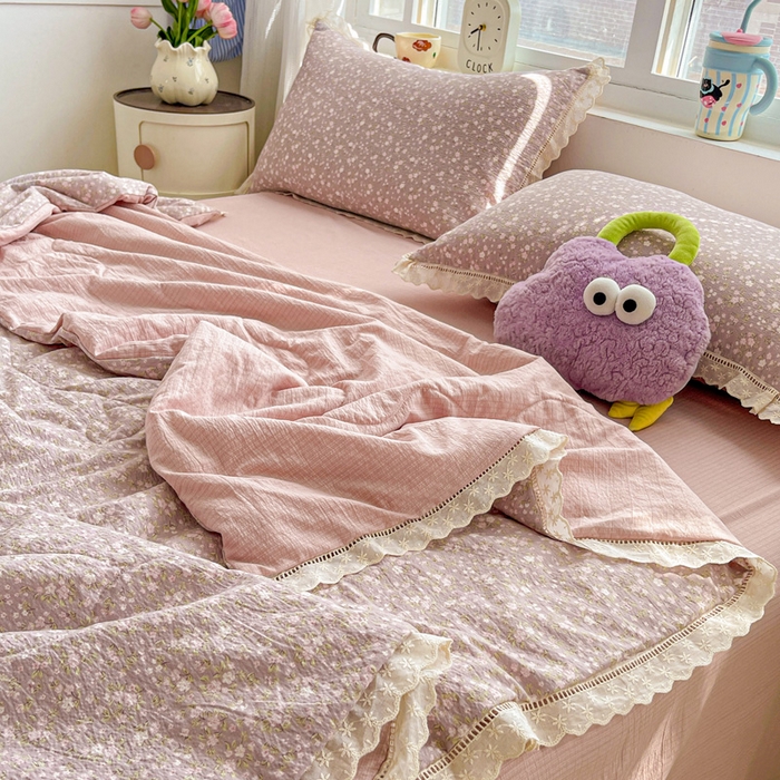 91家纺网 家纺一手货源 找家纺 2025新款云感皱皱纱全棉花边款夏被四件套