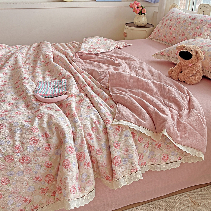 91家纺网 家纺一手货源 找家纺 2025新款云感皱皱纱全棉花边款夏被四件套