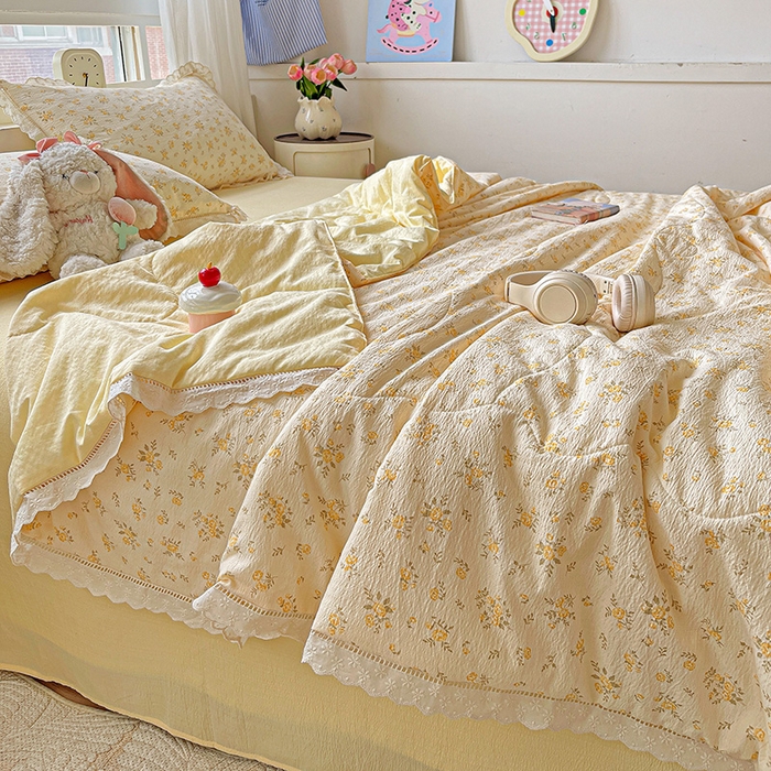 91家纺网 家纺一手货源 找家纺 2025新款云感皱皱纱全棉花边款夏被四件套