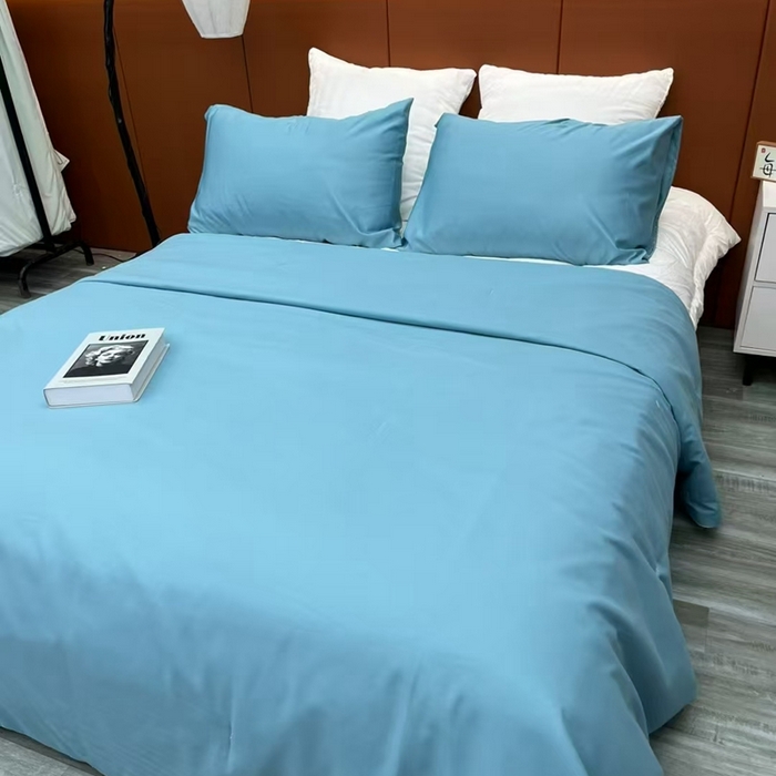 91家纺网 家纺一手货源 找家纺 仲旺居家纺  2025新款臻丝缎夏被三件套 孔雀兰