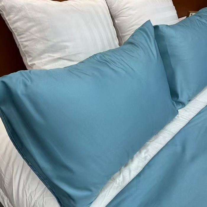 91家纺网 家纺一手货源 找家纺 仲旺居家纺  2025新款臻丝缎夏被三件套 孔雀兰