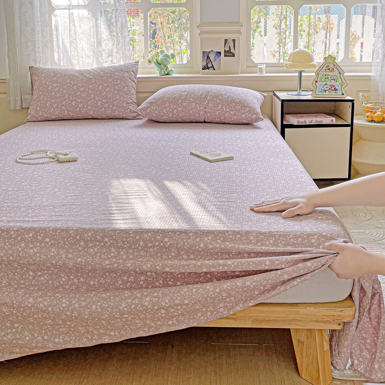 91家纺网 家纺一手货源 找家纺 暖芯优选 2025新款母婴级ins小清新双层纱印花床单枕套三件套（提供买家秀） 晨幕花间