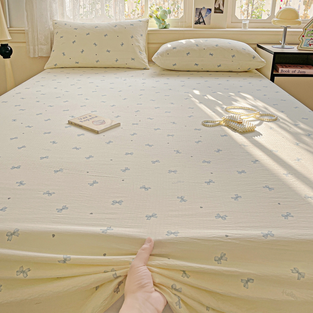 91家纺网 家纺一手货源 找家纺 暖芯优选 2025新款母婴级ins小清新双层纱印花床单枕套三件套（提供买家秀） 米黄蝴蝶结