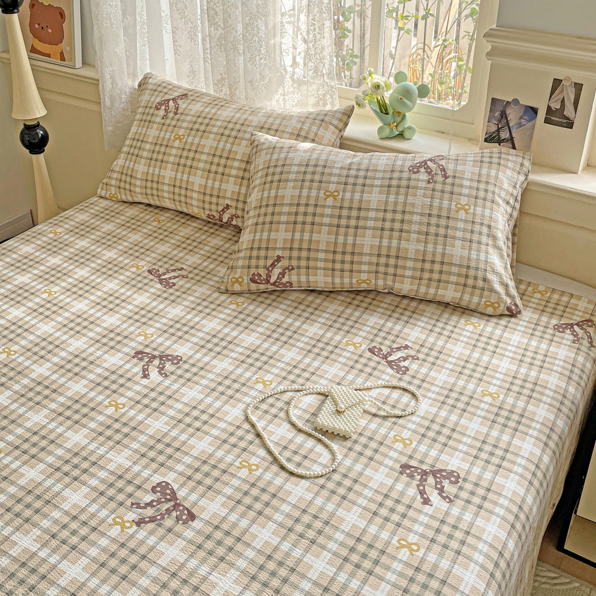 91家纺网 家纺一手货源 找家纺 暖芯优选 2025新款母婴级ins小清新双层纱印花床单枕套三件套（提供买家秀） 条格蝴蝶结