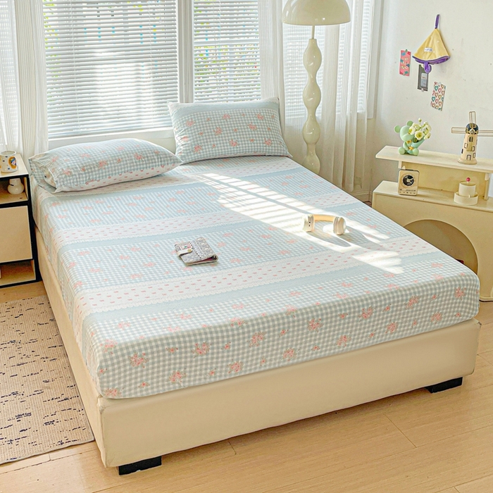 91家纺网 家纺一手货源 找家纺 2025新款母婴级ins小清新双层纱印花床笠床垫保护罩枕套三件套 春朵