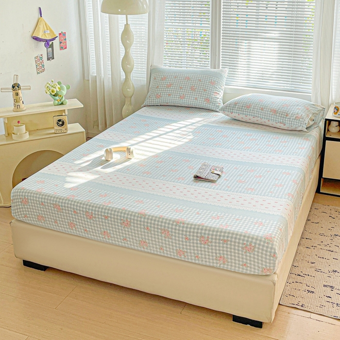 91家纺网 家纺一手货源 找家纺 2025新款母婴级ins小清新双层纱印花床笠床垫保护罩枕套三件套 春朵