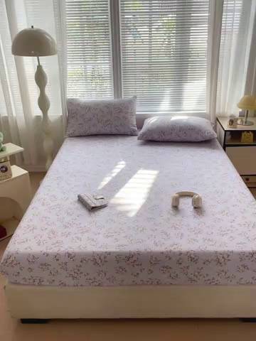 91家纺网 家纺一手货源 找家纺 2025新款母婴级ins小清新双层纱印花床笠床垫保护罩枕套三件套 华梦