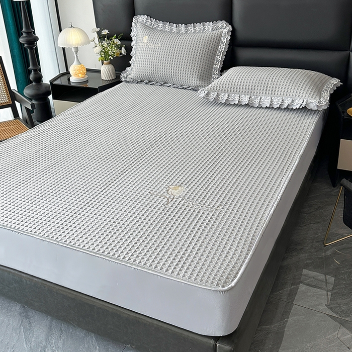 91家纺网 家纺一手货源 找家纺 代芙家纺 2025新款PE凉感软凉席床笠款三件套 灰色