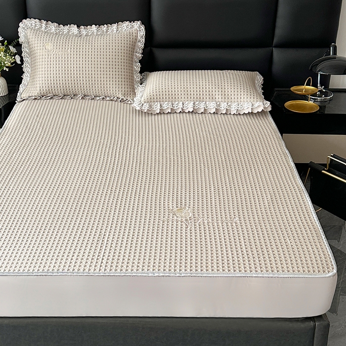 91家纺网 家纺一手货源 找家纺 代芙家纺 2025新款PE凉感软凉席床笠款三件套 咖色