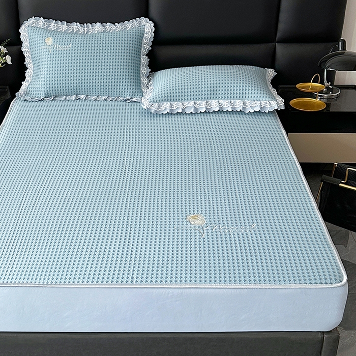 91家纺网 家纺一手货源 找家纺 代芙家纺 2025新款PE凉感软凉席床笠款三件套 蓝色