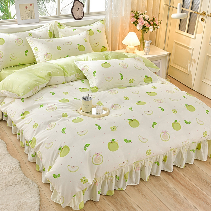 91家纺网 家纺一手货源 找家纺 绘萱家居 2026新款100%全棉床裙款斜纹印花四件套 平安喜乐