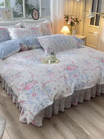 91家纺网 家纺一手货源 找家纺 绘萱家居 2025新款100%全棉床裙款斜纹印花四件套 优雅恋人