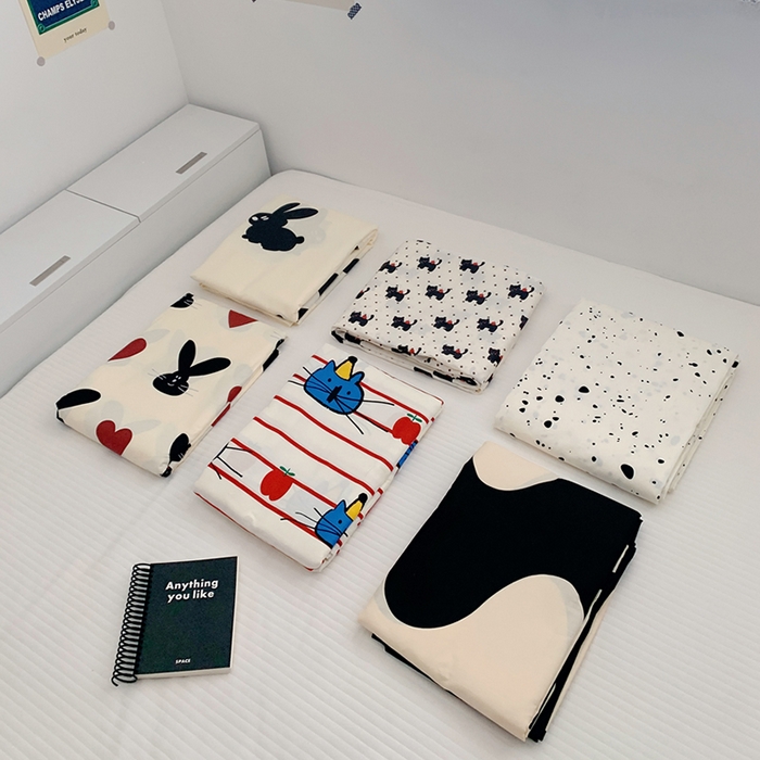 91家纺网 家纺一手货源 找家纺 柚可家居 2024新款活性印花黑白系列单被套2 爱心兔