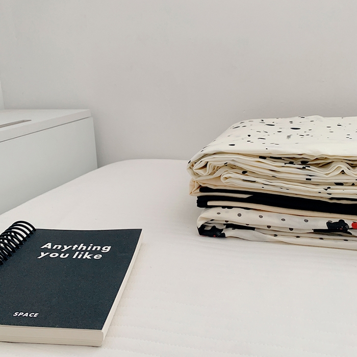 91家纺网 家纺一手货源 找家纺 柚可家居 2024新款活性印花黑白系列单被套2 波纹