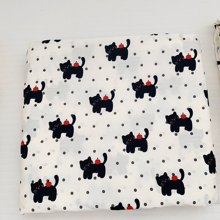 91家纺网 家纺一手货源 找家纺 柚可家居 2024新款活性印花黑白系列单被套2 苹果蓝猫