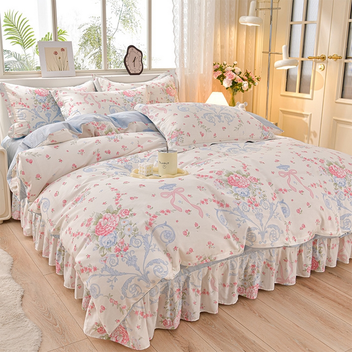 91家纺网 家纺一手货源 找家纺 绘萱家居 2025新款100%全棉床裙款斜纹印花四件套 优雅恋人