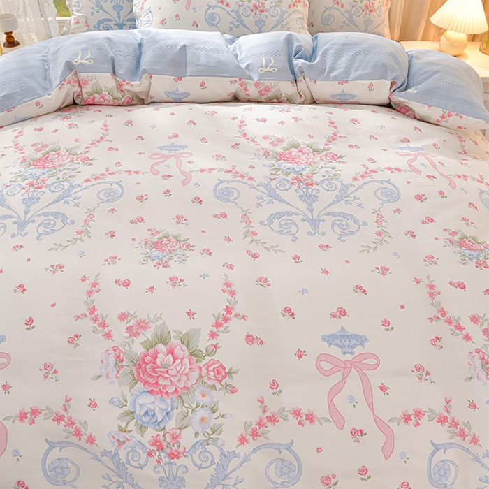 91家纺网 家纺一手货源 找家纺 绘萱家居 2025新款100%全棉床裙款斜纹印花四件套 优雅恋人