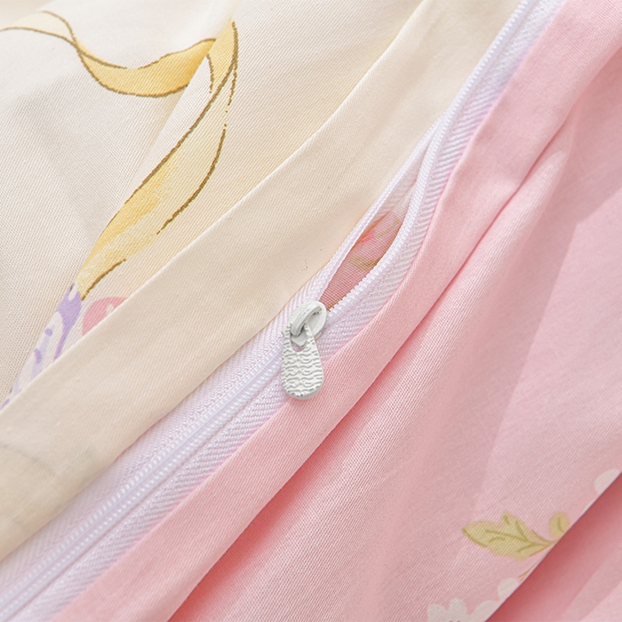 91家纺网 家纺一手货源 找家纺 绘萱家居 2025新款100%全棉床裙款斜纹印花四件套 依恋花韵