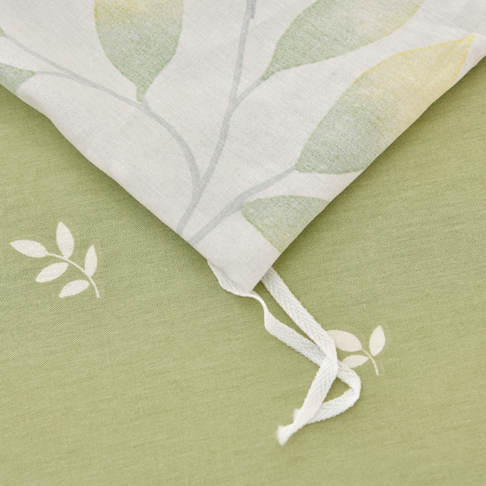 91家纺网 家纺一手货源 找家纺 绘萱家居 2025新款100%全棉床裙款斜纹印花四件套 叶之恋