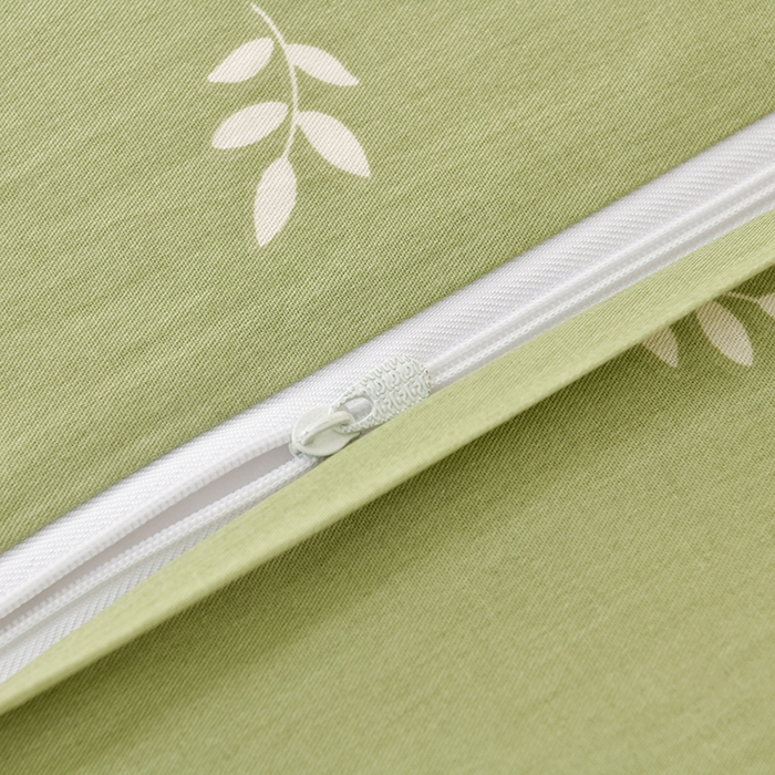 91家纺网 家纺一手货源 找家纺 绘萱家居 2025新款100%全棉床裙款斜纹印花四件套 叶之恋