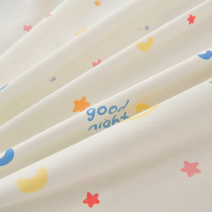 91家纺网 家纺一手货源 找家纺 绘萱家居 2025新款100%全棉床裙款斜纹印花四件套 星光灿烂