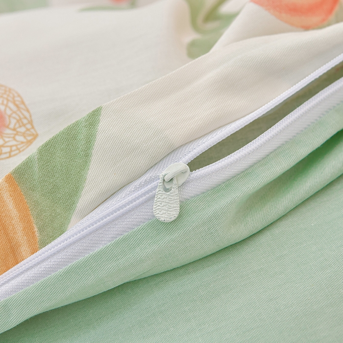 91家纺网 家纺一手货源 找家纺 绘萱家居 2025新款100%全棉床裙款斜纹印花四件套 温情初夏