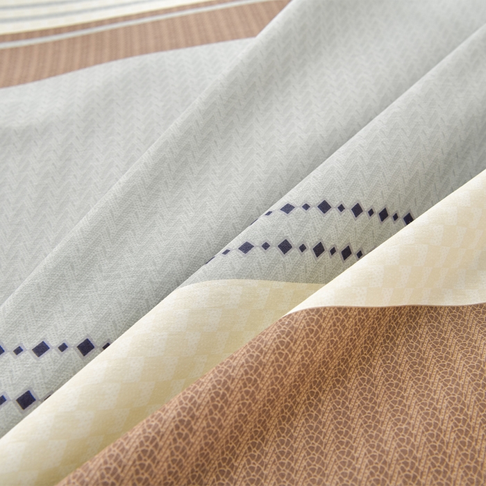 91家纺网 家纺一手货源 找家纺 绘萱家居 2025新款100%全棉床裙款斜纹印花四件套 素条