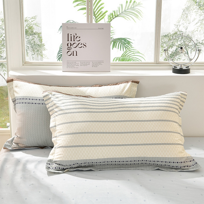 91家纺网 家纺一手货源 找家纺 绘萱家居 2025新款100%全棉床裙款斜纹印花四件套 素条