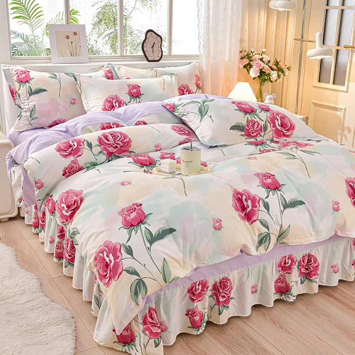 91家纺网 家纺一手货源 找家纺 绘萱家居 2025新款100%全棉床裙款斜纹印花四件套 三生三世