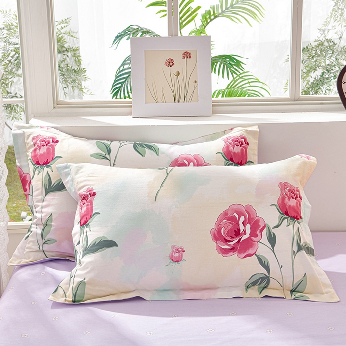 91家纺网 家纺一手货源 找家纺 绘萱家居 2025新款100%全棉床裙款斜纹印花四件套 三生三世