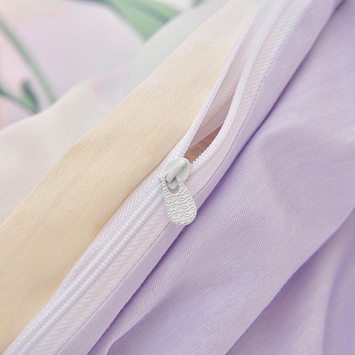 91家纺网 家纺一手货源 找家纺 绘萱家居 2025新款100%全棉床裙款斜纹印花四件套 三生三世