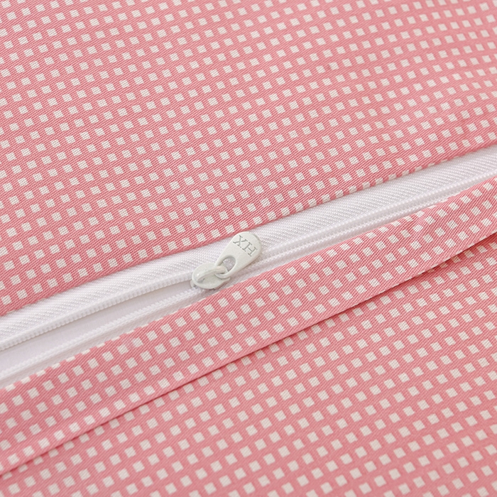 91家纺网 家纺一手货源 找家纺 绘萱家居 2025新款100%全棉床裙款斜纹印花四件套 千姿百媚