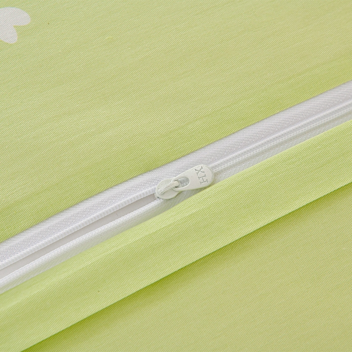 91家纺网 家纺一手货源 找家纺 绘萱家居 2026新款100%全棉床裙款斜纹印花四件套 平安喜乐