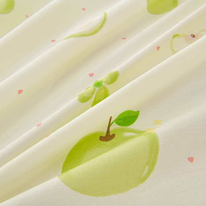 91家纺网 家纺一手货源 找家纺 绘萱家居 2026新款100%全棉床裙款斜纹印花四件套 平安喜乐