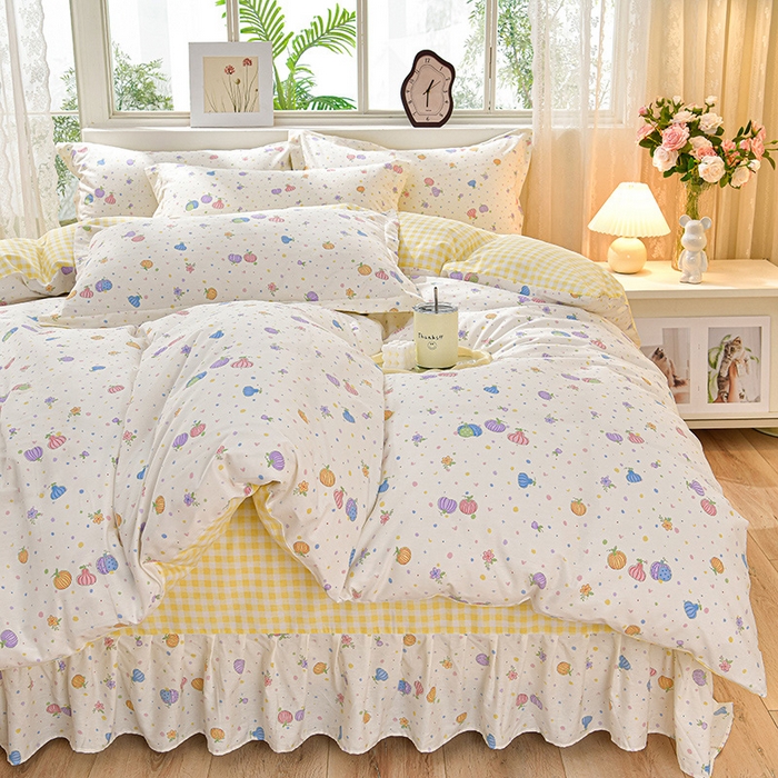 91家纺网 家纺一手货源 找家纺 绘萱家居 2025新款100%全棉床裙款斜纹印花四件套 南瓜派对