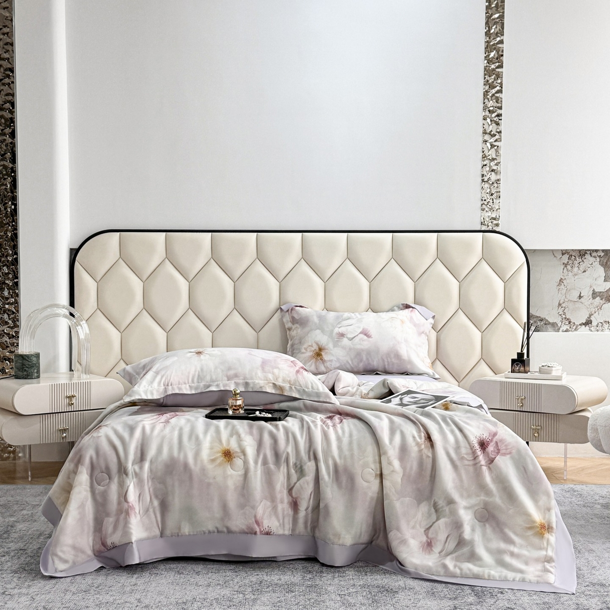 91家纺网 家纺一手货源 找家纺 遇安家纺 2025新款50S莱赛尔天丝数码印花夏被四件套 暮烟凝香紫